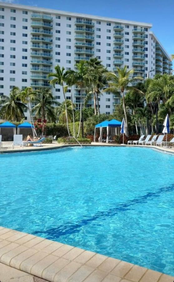 Zen Vacation Rentals Modern Penthouse Across Ocean 迈阿密海滩 外观 照片