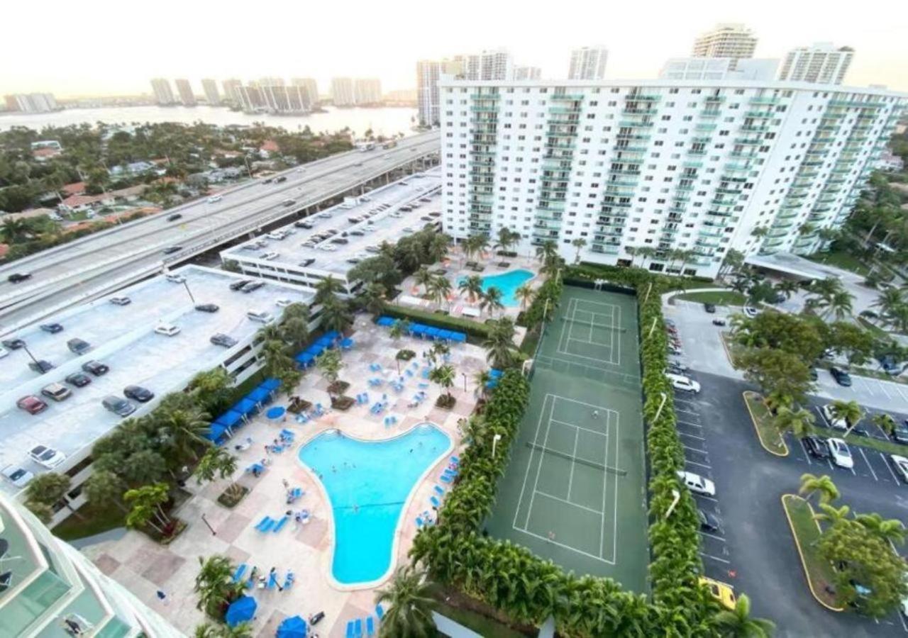 Zen Vacation Rentals Modern Penthouse Across Ocean 迈阿密海滩 外观 照片