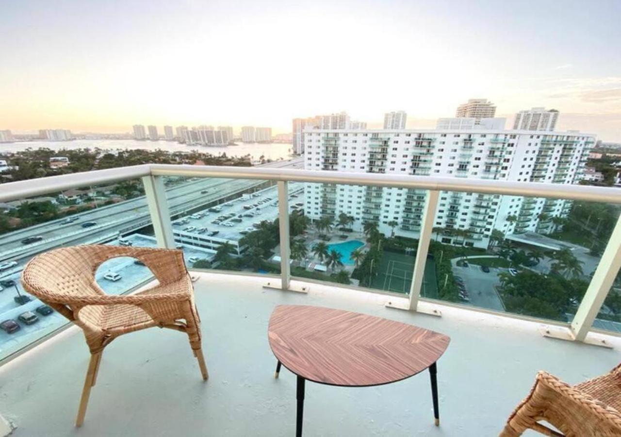 Zen Vacation Rentals Modern Penthouse Across Ocean 迈阿密海滩 外观 照片